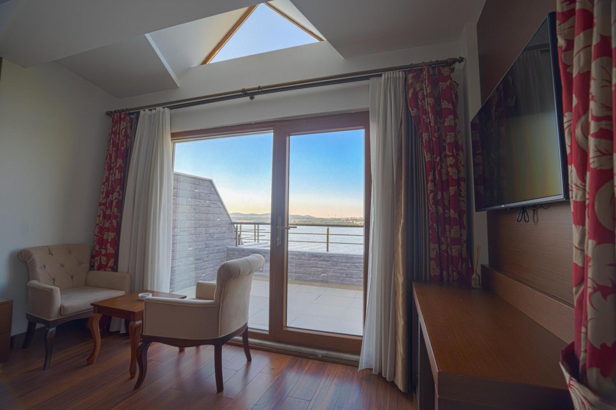 Sea Golden Hotel Darıca Extérieur photo